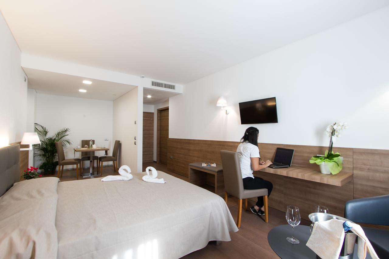 Albergo Al Tarcentino Tarcento Kültér fotó